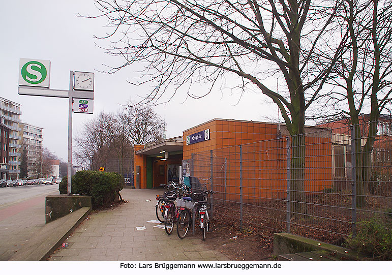 Der S-Bahn - Bahnhof Königstraße in Hamburg in Altona-Altstadt