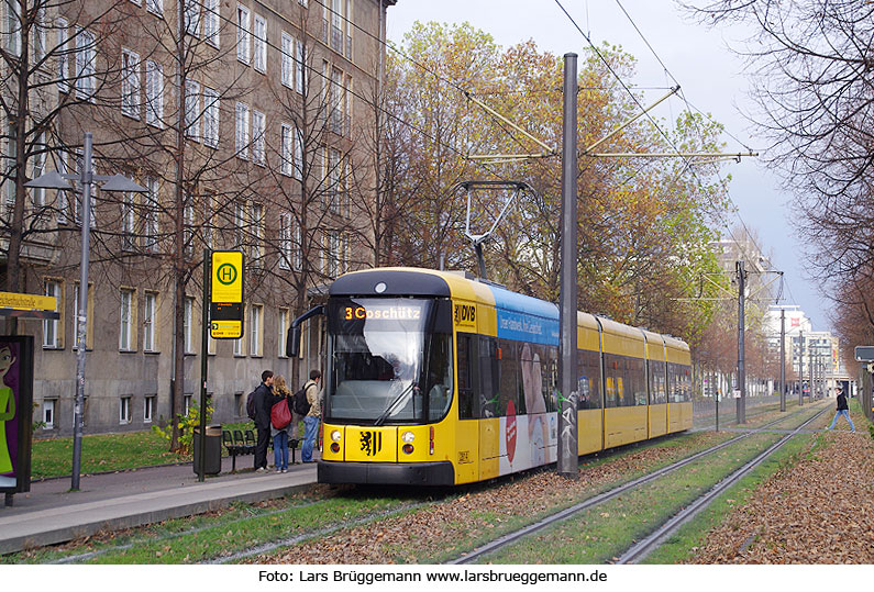 Die Straßenbahn in Dresden - Haltestelle Reichenbachstraße