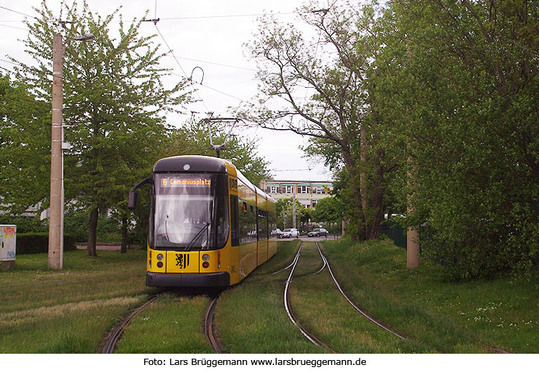 Die Straßenbahn in Dresden - Haltestelle Straßburger Platz