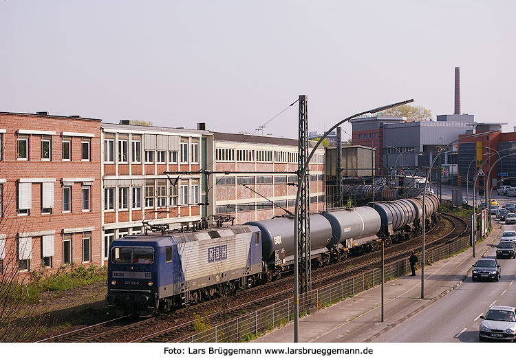 Baureihe 143 bei RBH in Hamburg-Harburg