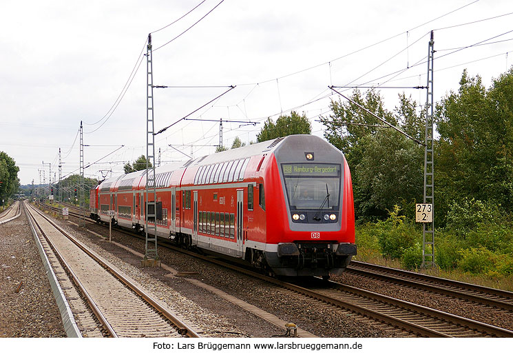 DB Doppelstockwagen Bahnhof Hamburg-Allermöhe