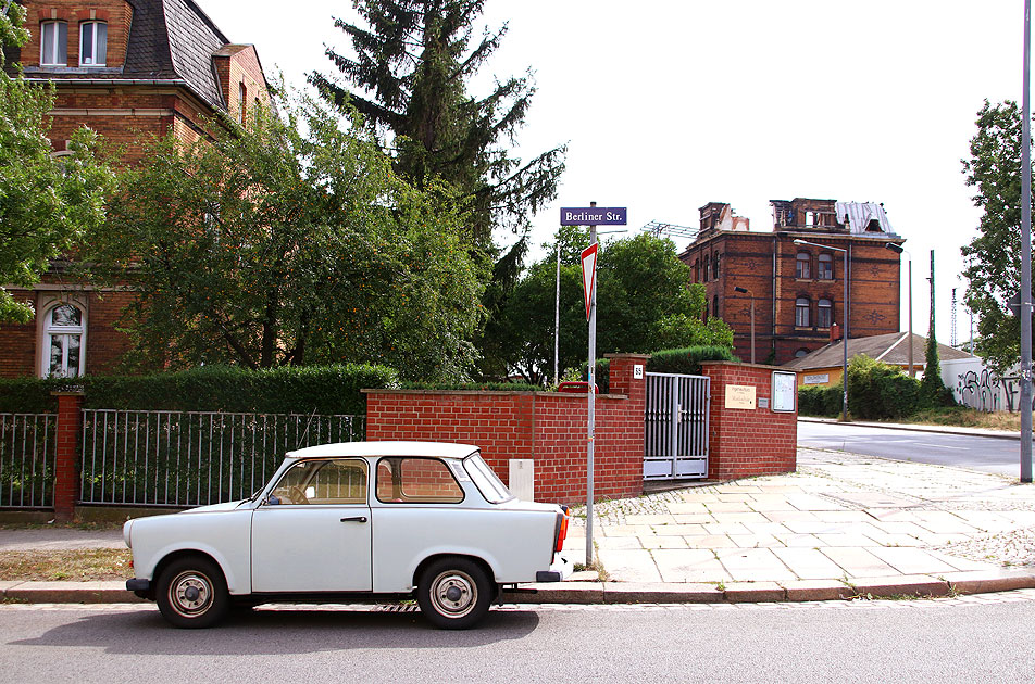 Ein Trabant 601 in Dresden-Friedrichstadt in der Berliner Straße