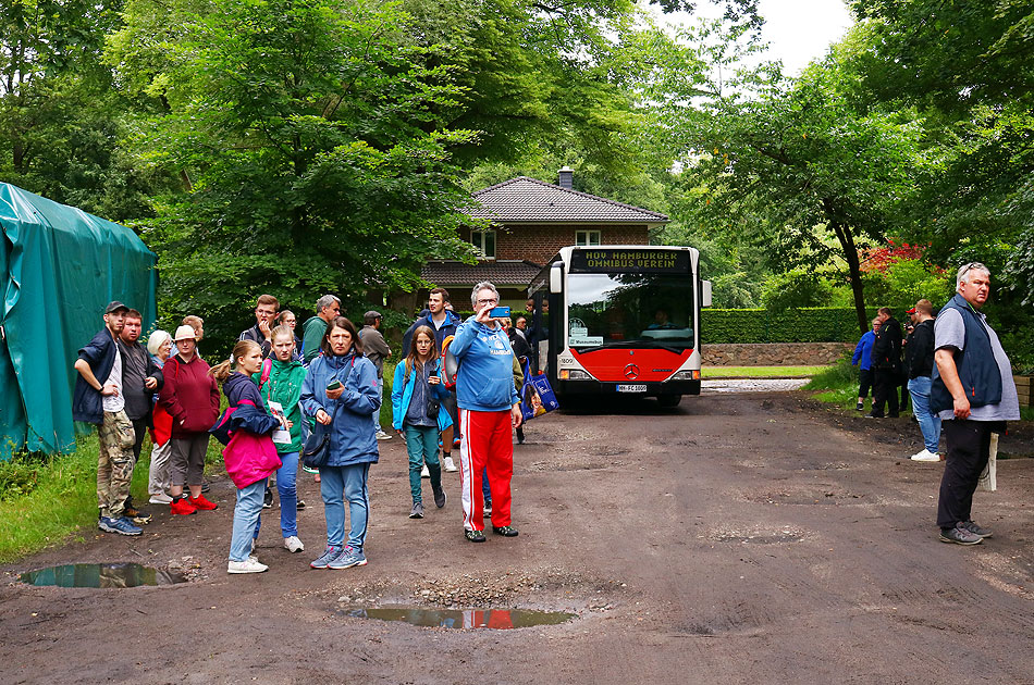 HOV Bus vor dem Nahverkehrsmuseum Wohldorf