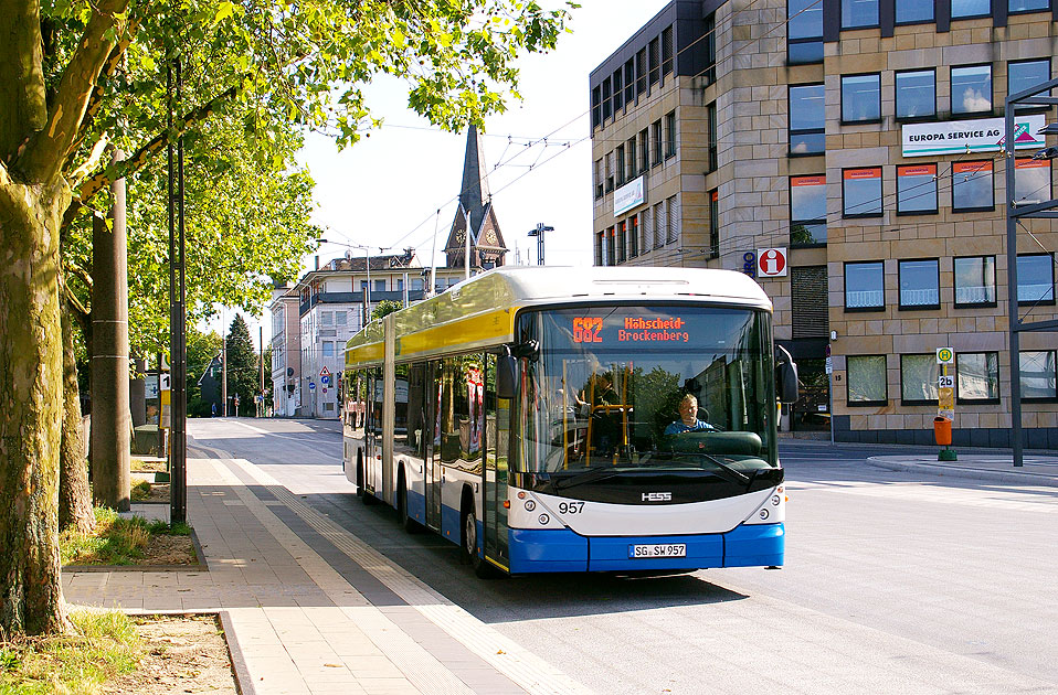 Der Obus in Solingen am Hauptbahnhof