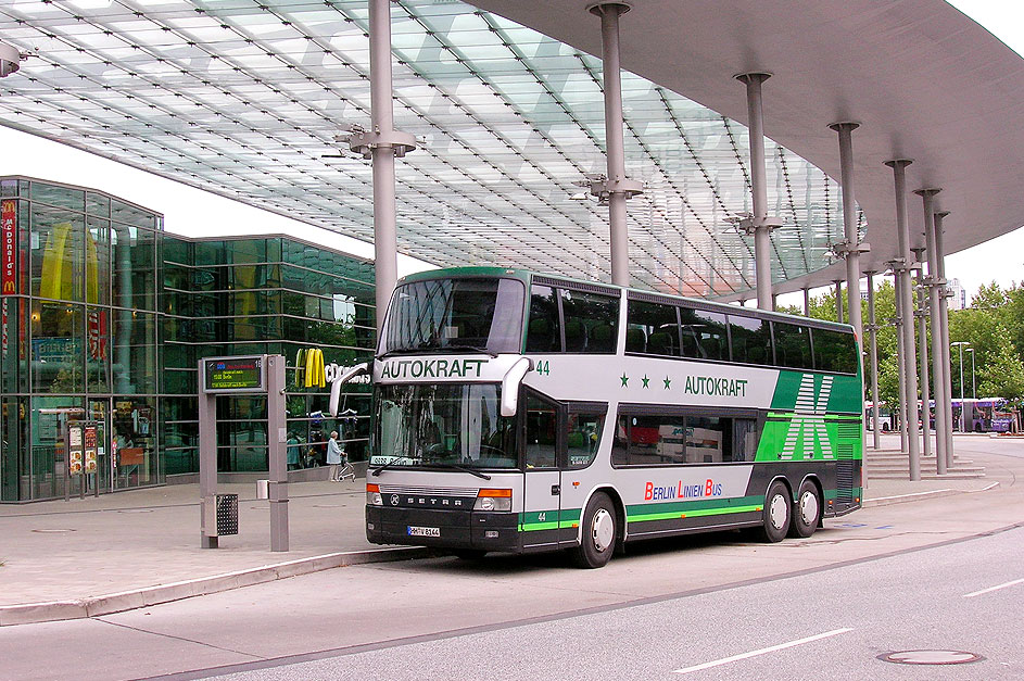 Von Berlin Zob Nach Flughafen Schönefeld Mit Bus Fernbusse vom Berlinlinienbus - Fotos von www.larsbrueggemann.de