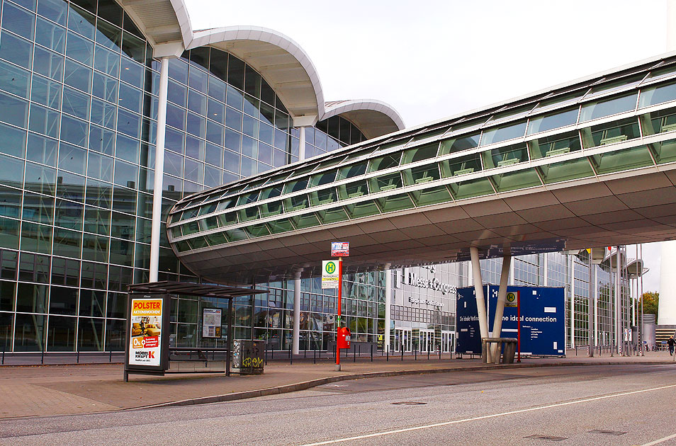 Die Bushaltestelle Hamburg Messe (Eingang Mitte)