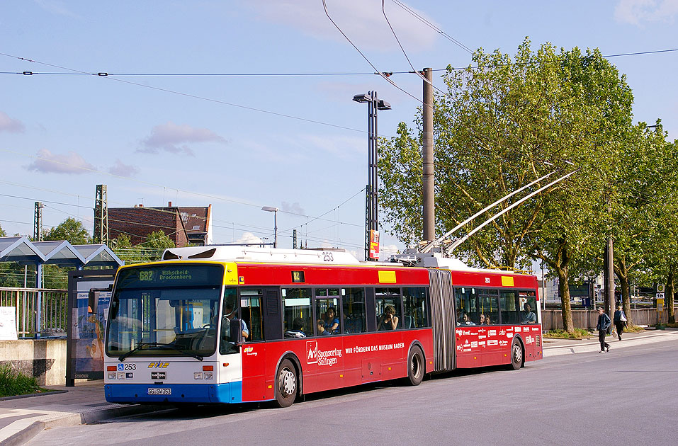 Der Obus in Solingen am Hauptbahnhof