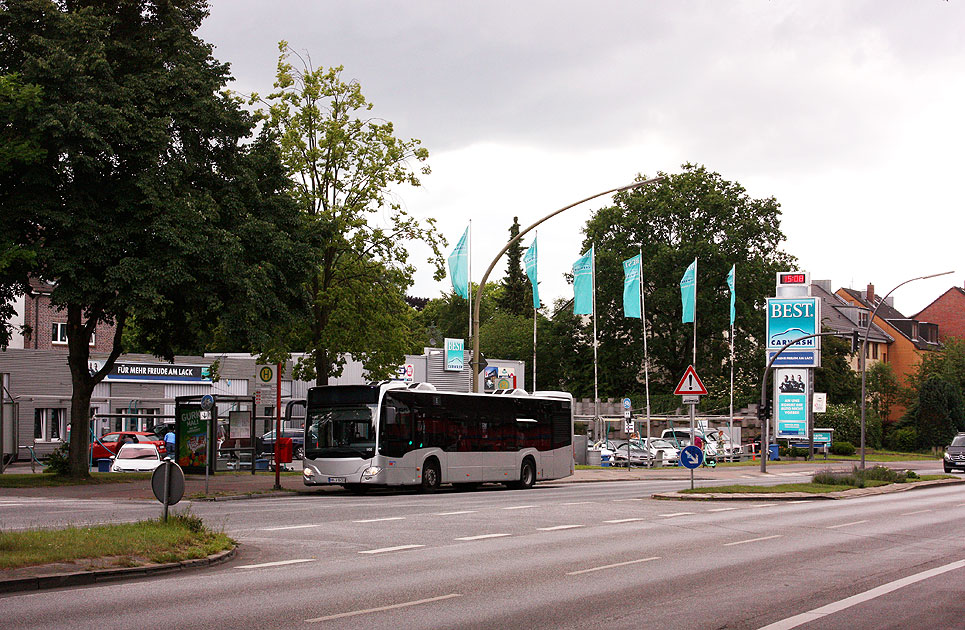 Die Bushaltestelle Knabeweg in Hamburg-Osdorf