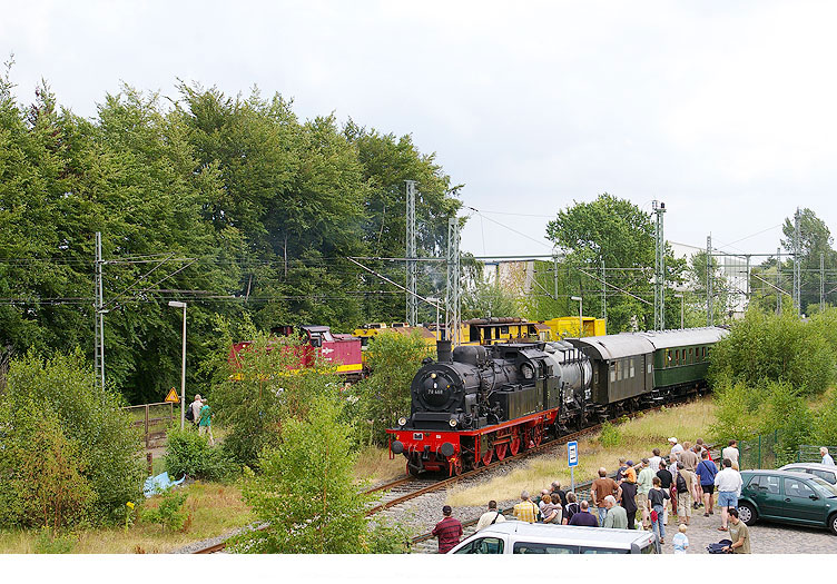 Dampflok 78 468 bei der NEG in Tornesch