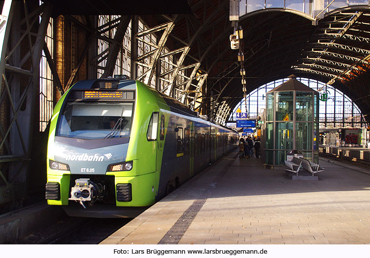 Nordbahn Triebwagen - Bahnhof Dammtor