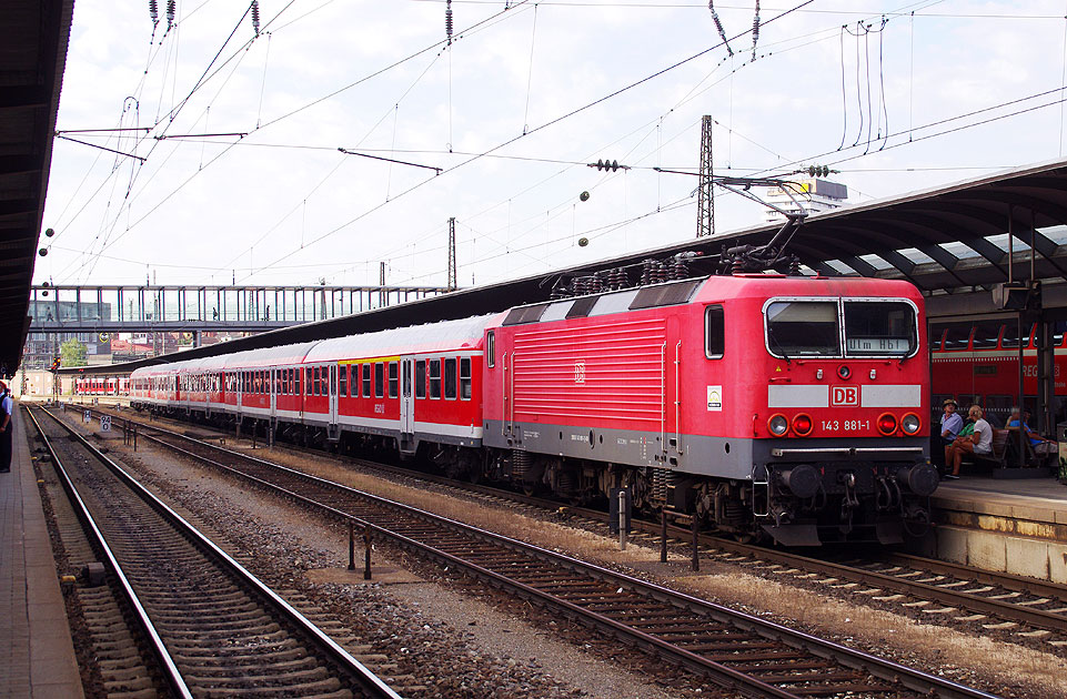 DB Baureihe 143 in Ulm Hbf