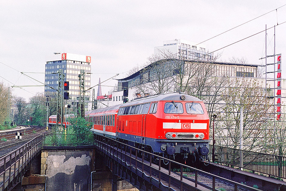 DB Baureihe 218 - Lok 218 474 im Dammtorbahnhof
