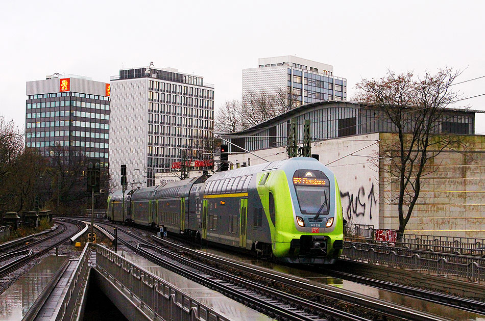 DB Baureihe 445 im Bahnhof Hamburg Dammtor