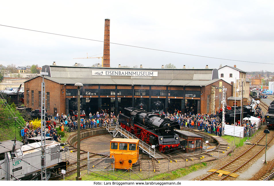 Dampflok der Baureihe 35 vormals 23.10 beim Dresdner Dampfloktreffen