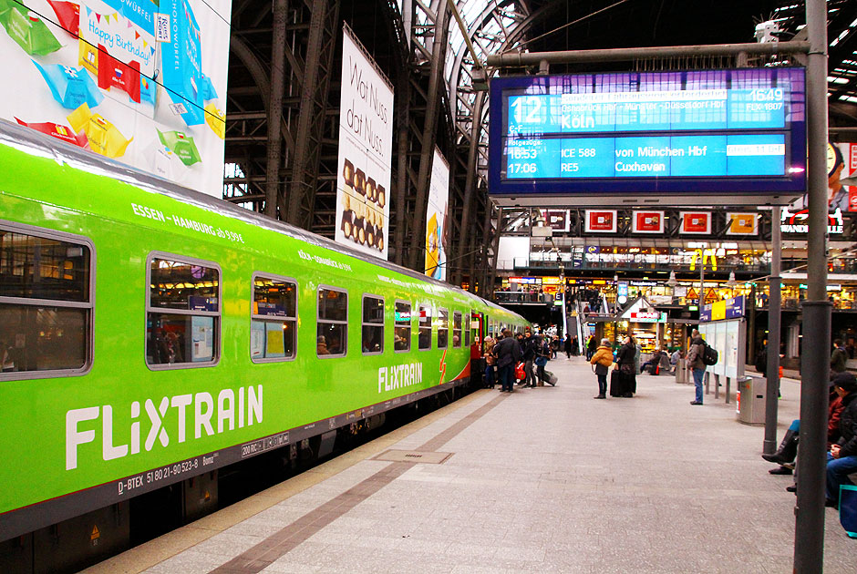 Der Betriebsstart vom Flixtrain auf der Verbindung Hamburg - Köln