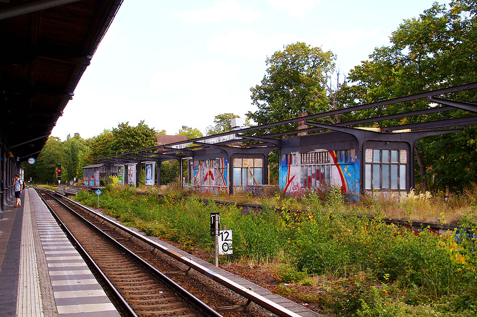 Der Bahnhof Zehlendorf der Berliner SBahn Fotos von der