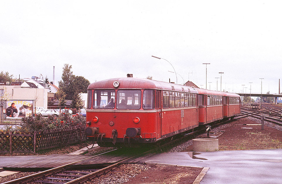 Uerdinger Schienenbus im Banhof Elmshorn