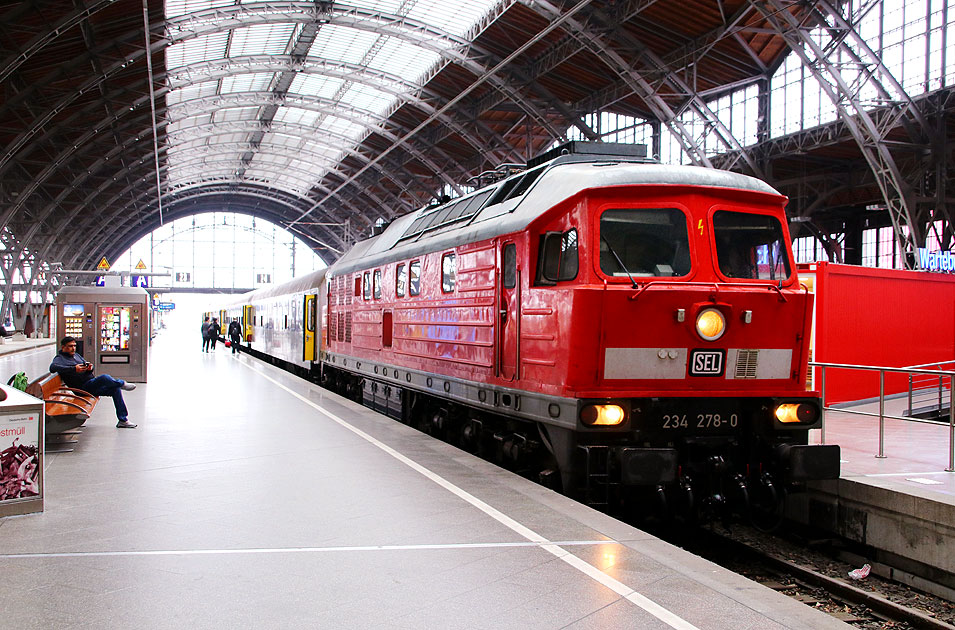 Eine Lok der Baureihe 232 / 234 in Leipzig Hbf