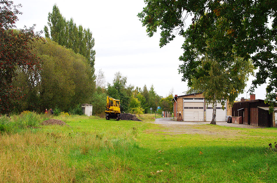 Das Bahnbetriebswerk der Lüchow-Schmarsauer Eisenbahn - hier standen mal der Wismarer, der T 156, die V 261 und die Dampfloks