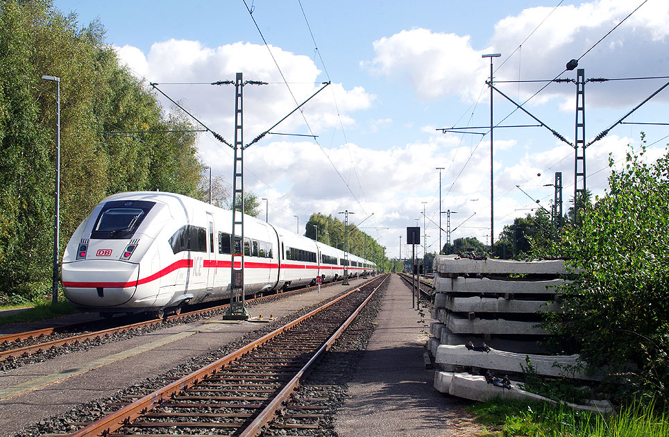 Der ICE 4 - Die Baureihe 412 der Deutschen Bahn AG im ICE Werk Hamburg-Eidelstedt