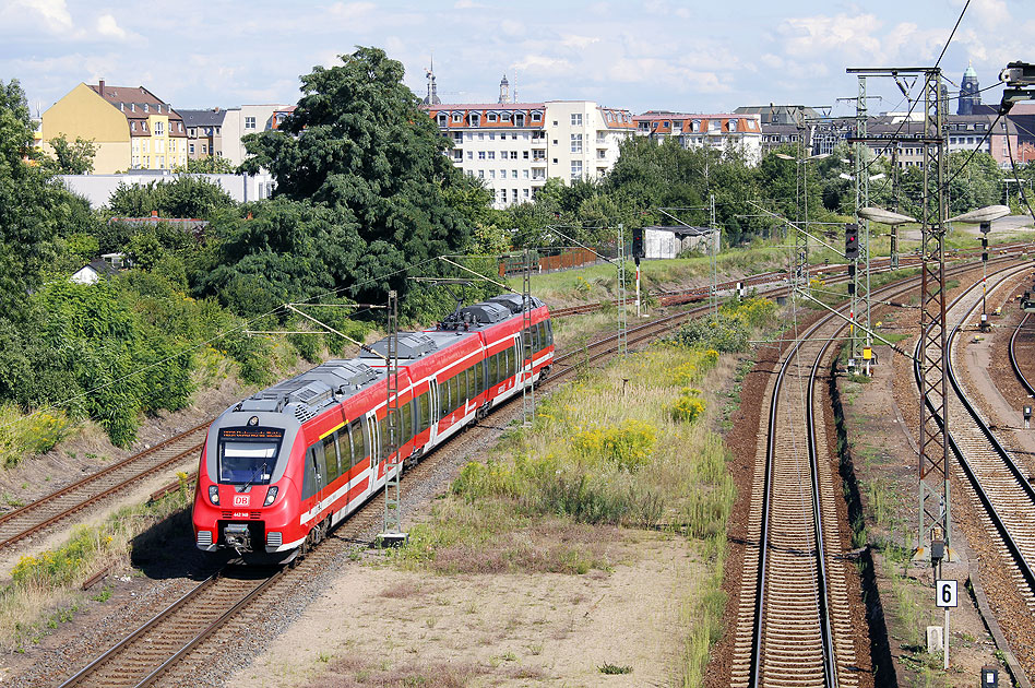 Die DB Baureihe 442 im Bahnhof Dresden-Friedrichstadt
