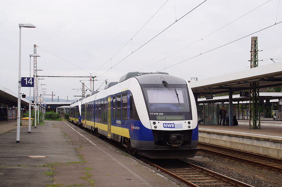 Zwei Lint Triebwagen der Nordwestbahn in Hildesheim Hbf