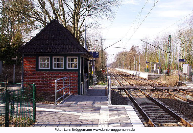 Der Haltepunkt Prisdorf nördlich von Pinneberg