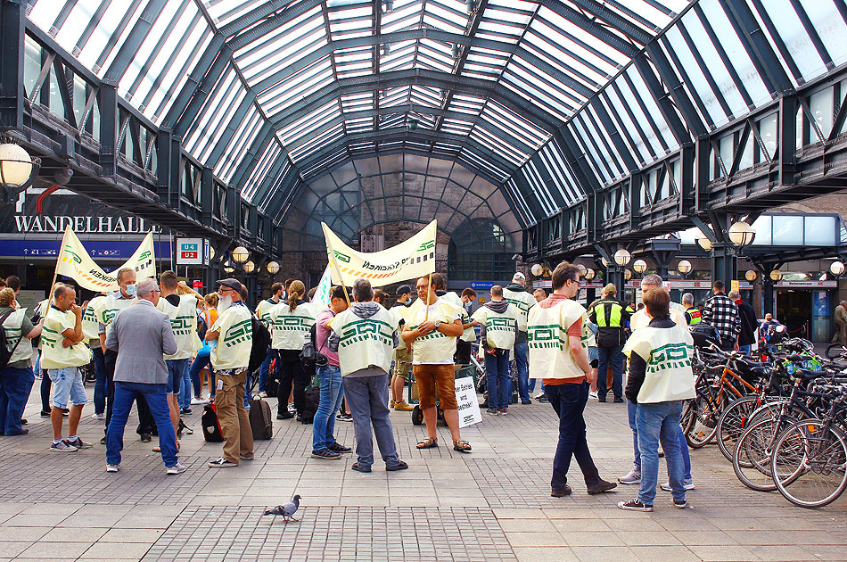 GDL Streikposten Hamburg Hbf