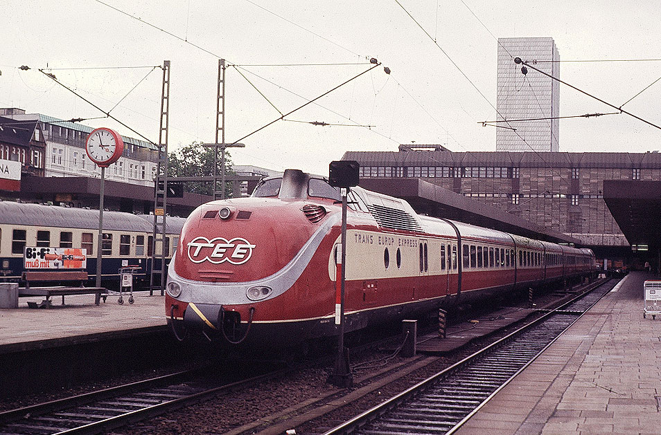 DB Baureihe 601 im Bahnhof Hamburg-Altona