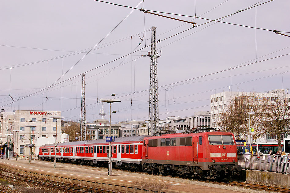 Die DB Baureihe 111 in Ulm Hbf