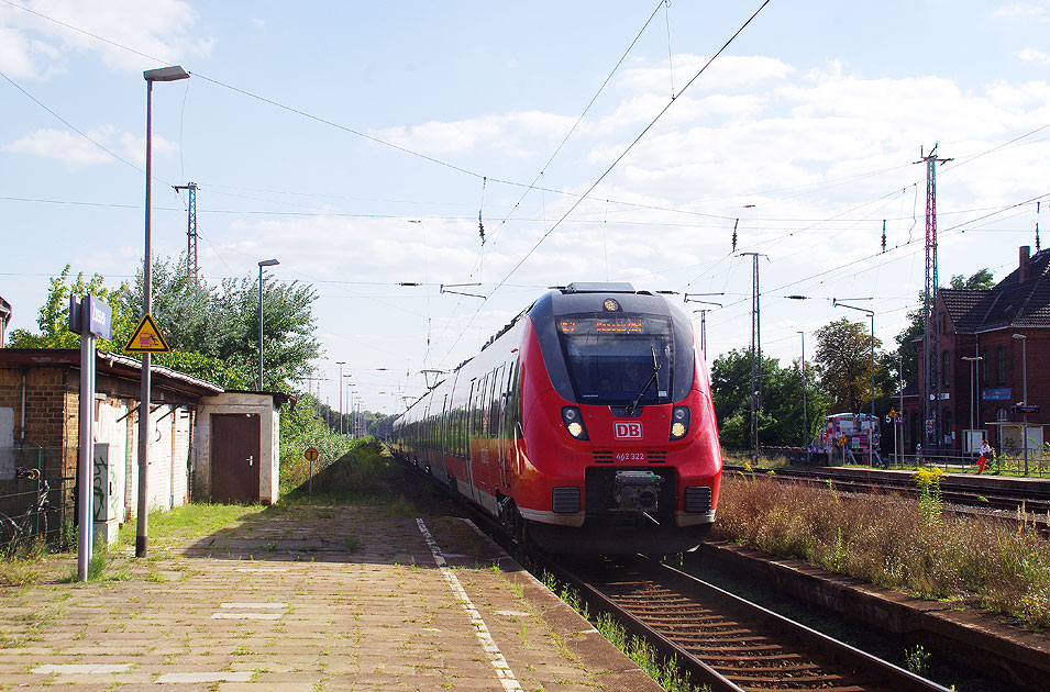 Eine Hamsterbacke im Bahnhof Zossen