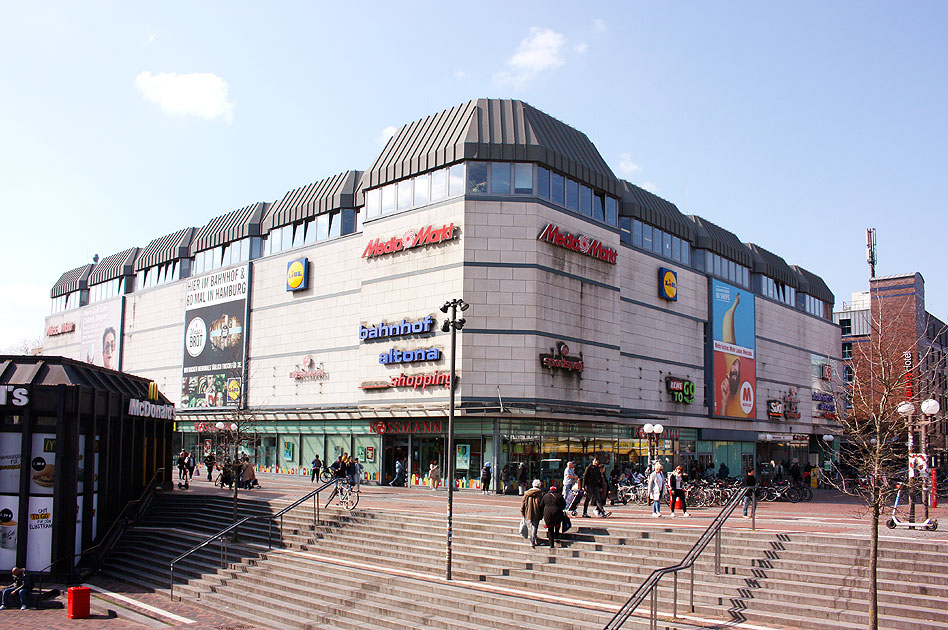 Der Bahnhof Altona in Hamburg