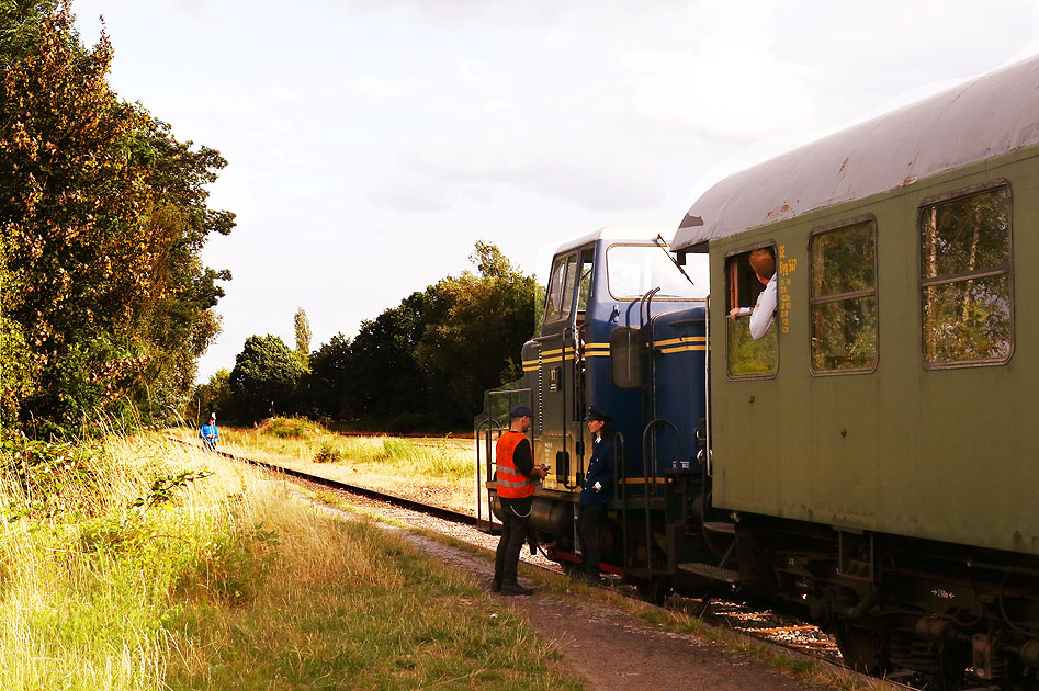 Die Lok V 7 der Geesthachter Eisenbahn im Bahnhof Bergedorf Süd