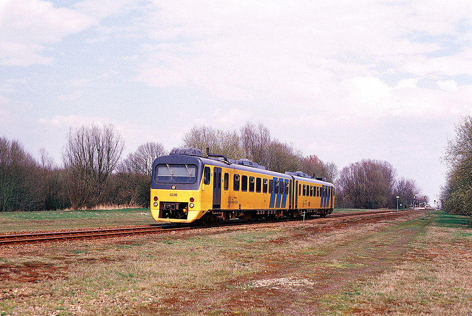 Ein NS / Arriva Triebwagen Wadloper / Wattläufer in Neuschanz