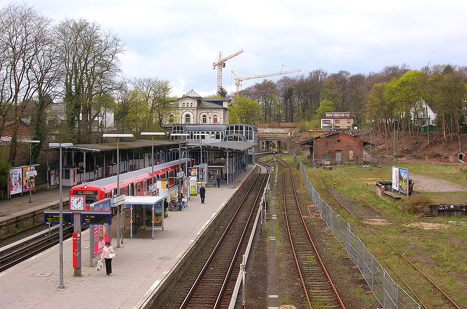 Der Bahnhof Blankenese in Hamburg - Hamburger S-Bahn