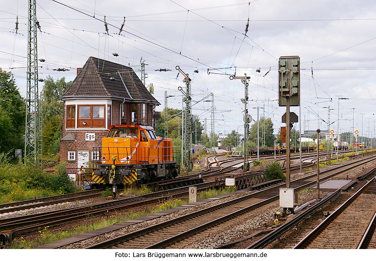 Eine Northrail Lok in Hamburg am Bahnhof Elbgaustraße