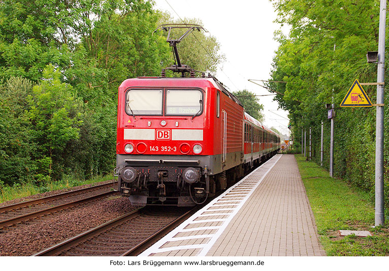 Die DB Baureihe 143 im Bahnhof Prisdorf