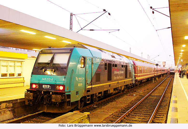 Foto NOB Marschbahnzug mit Säufer-Express-Wagen