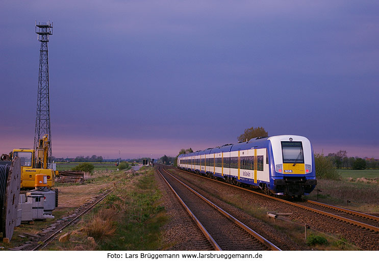 NOB Marschbahnwagen im Bahnhof Langenhorn an der Marschbahn