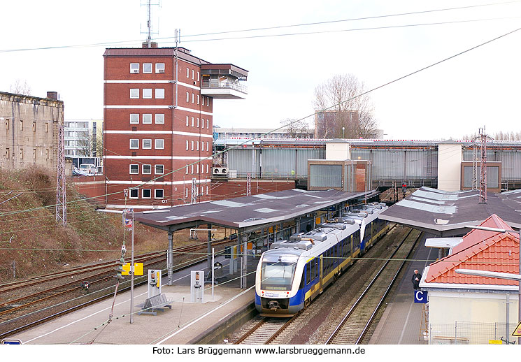 Zwei Lint Triebwagen im Bahnhof Osnabrück Hbf