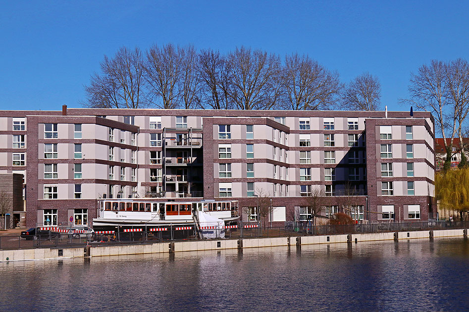 Der Alsterdampfer St. Georg auf einer Popup Werft in Hamburg-Barmbek
