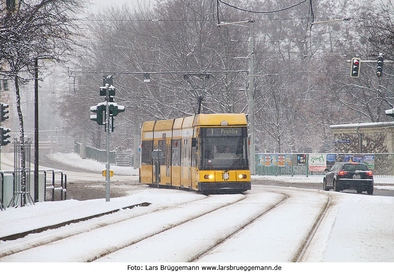 Straßenbahn Dresden - Haltestelle Liebstädter Straße - DVB 2530