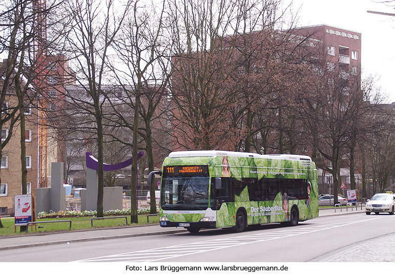 Ein Sauberbus auf der Buslinie 111 in Hamburg