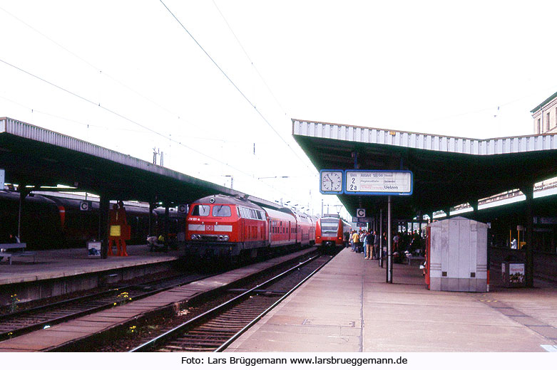 DB Baureihe 218 in Magdeburg Hbf - die 218 101-4
