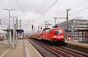 Die DB Baureihe 182 in Dresden im Bahnhof Mitte