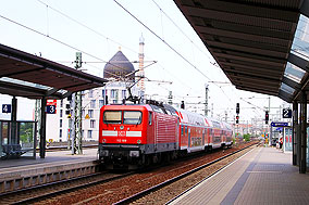 Eine Lok der Baureihe 112 in Dresden Mitte