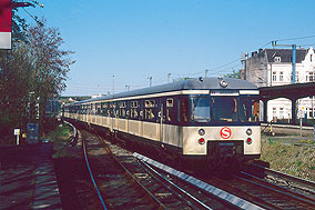 DB Baureihe 470 im Bahnhof Hamburg-Bergedorf