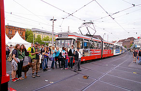 Die Straßenbahn in Bremen während dem Kirchentag