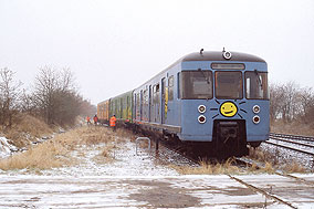 Die Überführung vom 470 136 dem EXPO-Zug der Hamburger S-Bahn nach Schmilau
