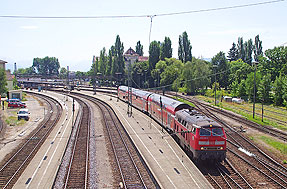 Die 218 438-0 in Lindau Hbf